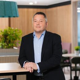 “秋冻”“贴秋膘”有讲究!专家回应秋季养生热门话题